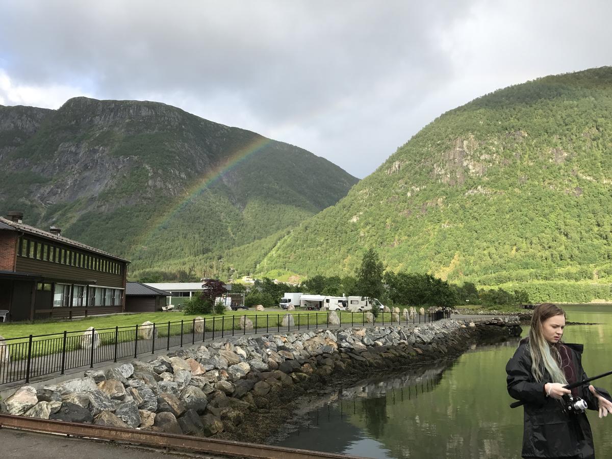 Sogn Hotel Vadheim Eksteriør billede